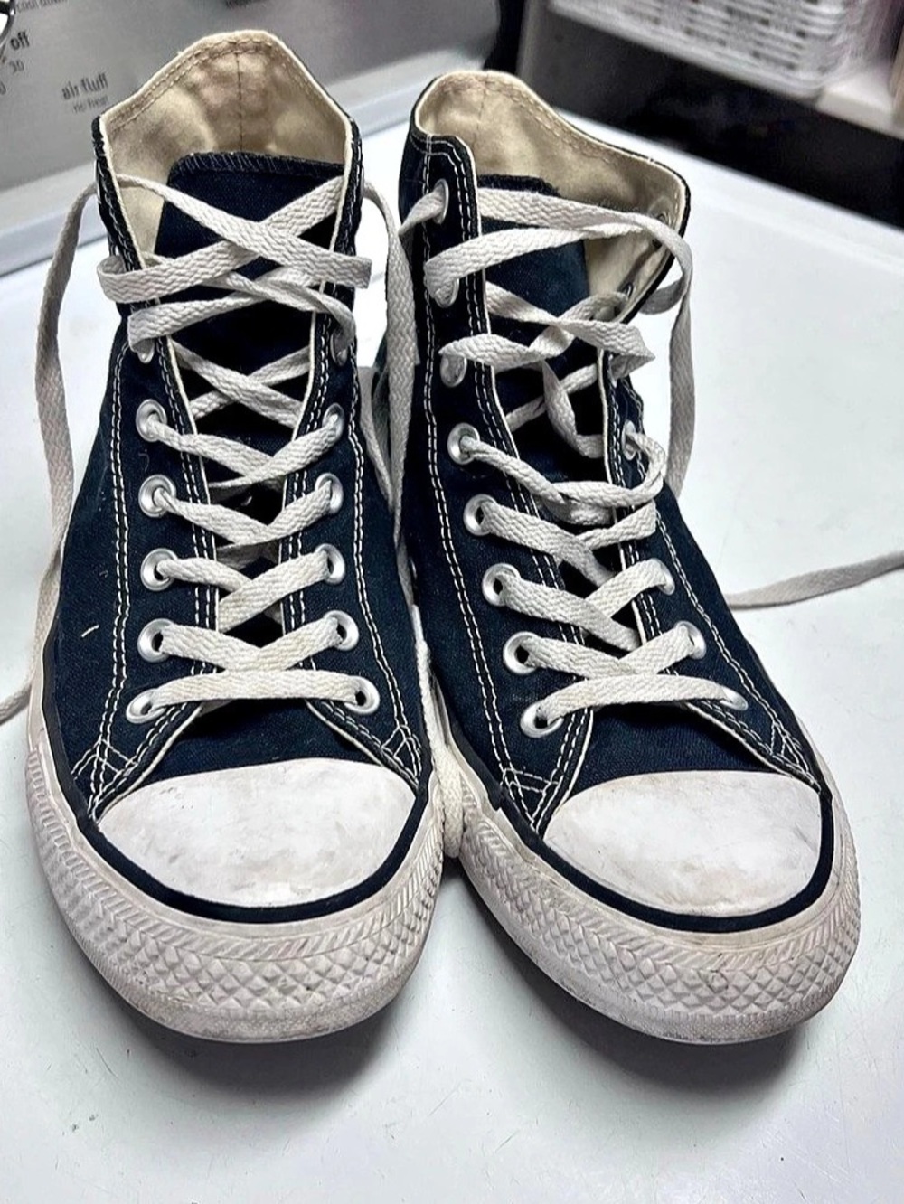 Converse Chuck Taylor All Star Sneakers in Black & White US Men’s 8.5 Women’s 10